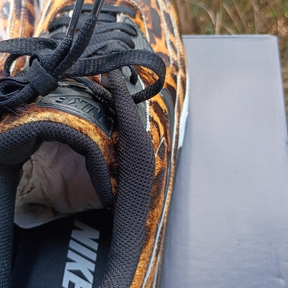 Nike Leopard Print Athletic Shoes... FUR... NEW main image 4